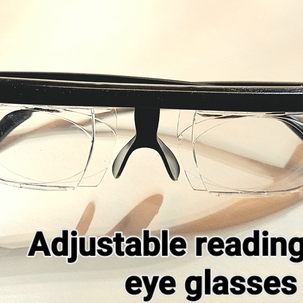 Futuristic Black Smart Glasses with Augmented Reality - Picture 3 of 5